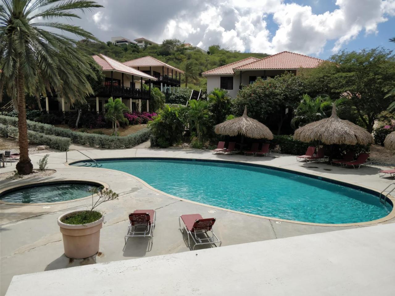 Blue Bay Beach Villa At Pool And Golfcourse Extérieur photo